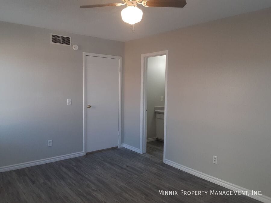 Building Photo - 1606 Yonkers-A