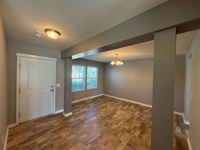 Building Photo - T.R. Lawing Realty Property