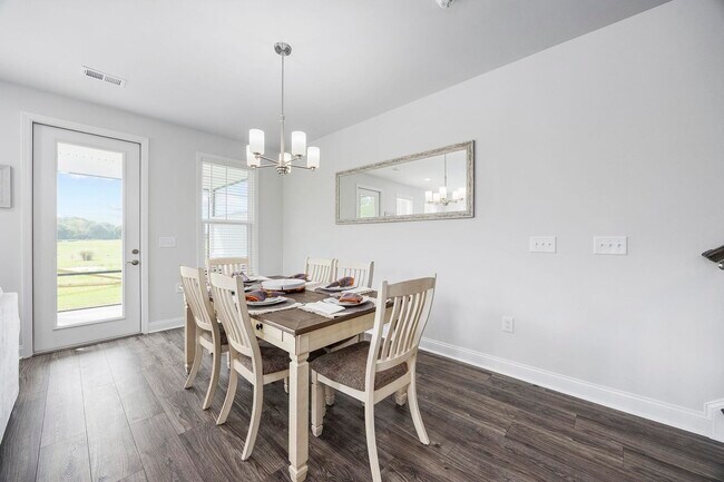 Building Photo - 5115 Double Eagle Wy