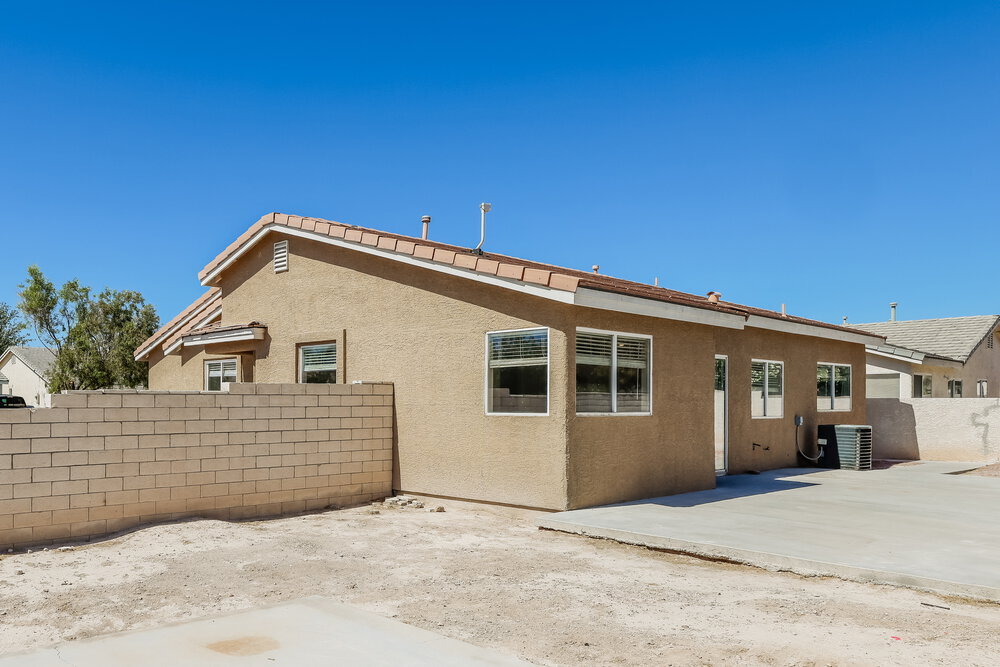 Building Photo - 2306 Hollow Oak Ave