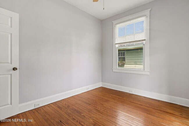 Building Photo - 2527 Forbes St