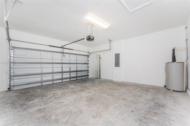 Building Photo - 16851 Cayo Key Dr