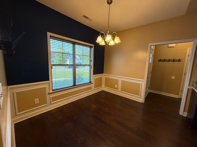 Building Photo - 513 New Hanover Trl