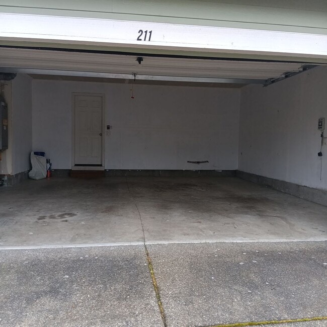 Building Photo - Beautiful Home Available In Bridal Springs Community!