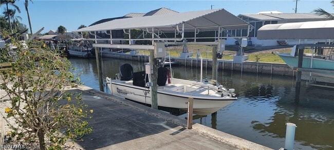 Building Photo - 4709 Kon Tiki Ln