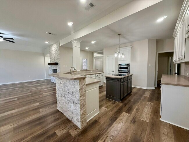 Building Photo - 3543 Nautical Dr