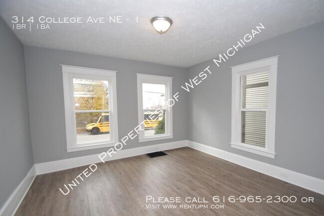 Building Photo - 314 College Ave NE
