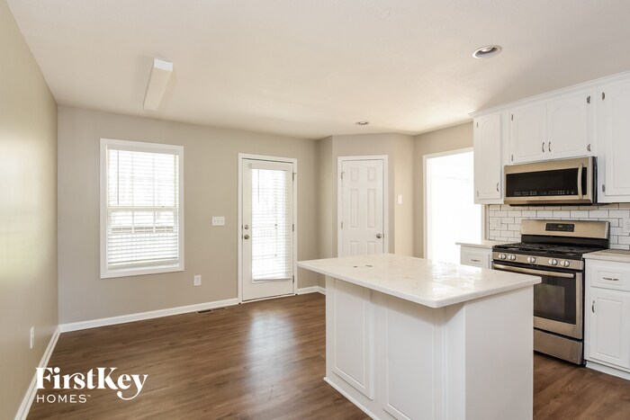 Building Photo - 206 Red Fox Ct