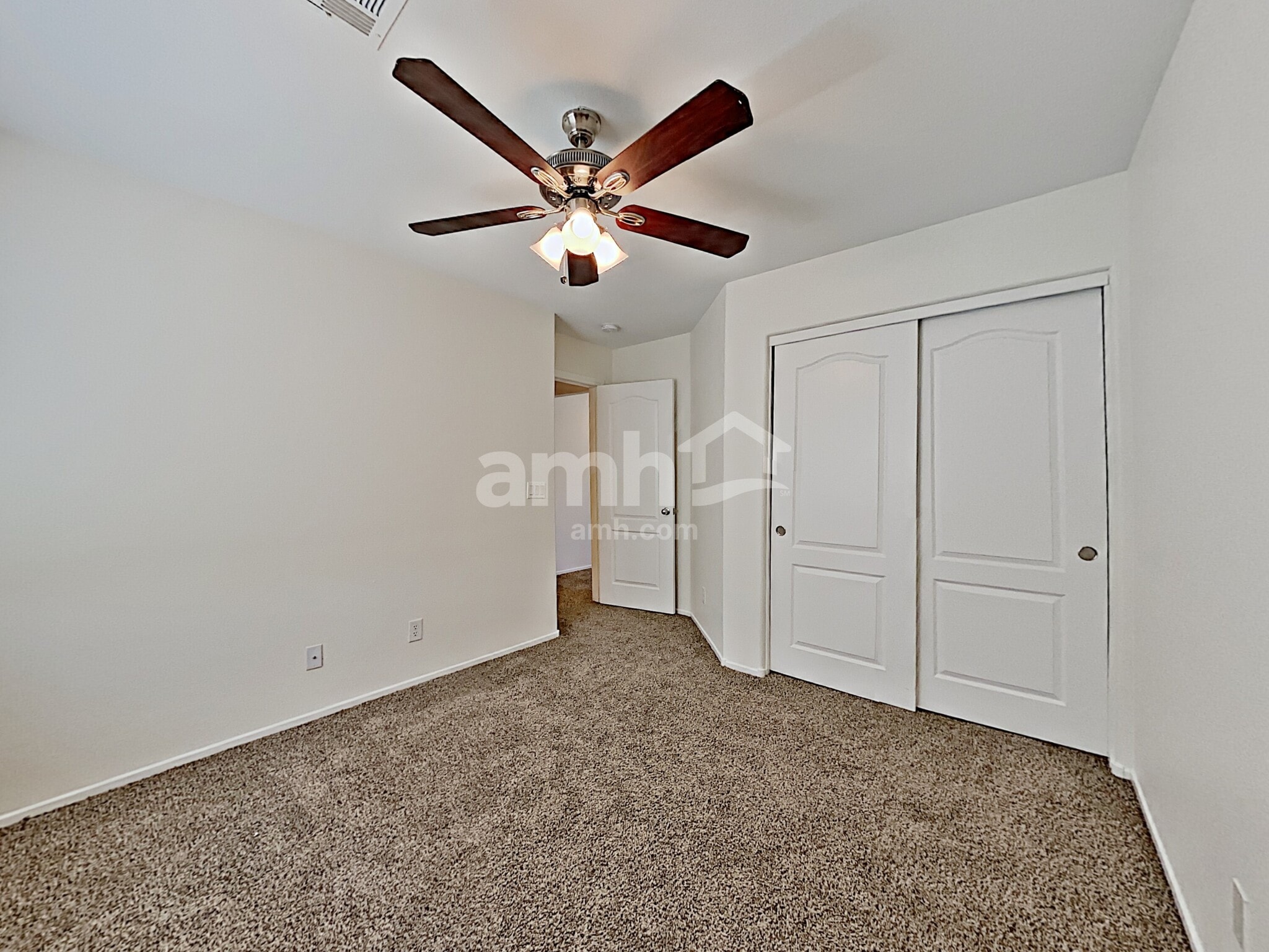 Building Photo - 10580 Elberton Ave