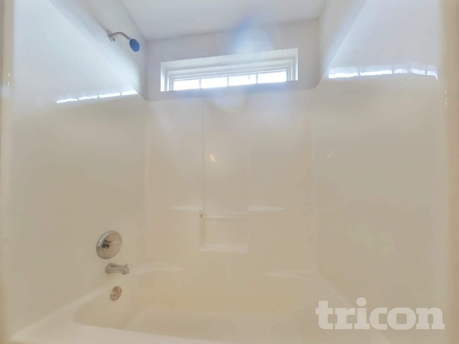 Building Photo - 220 Oak Grove Way