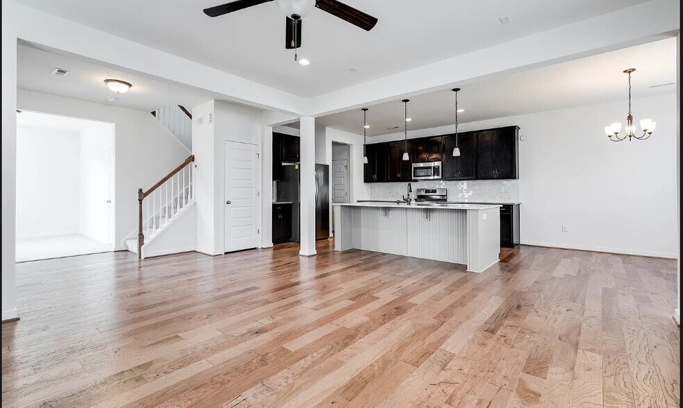 Building Photo - 5610 Benoni Ct