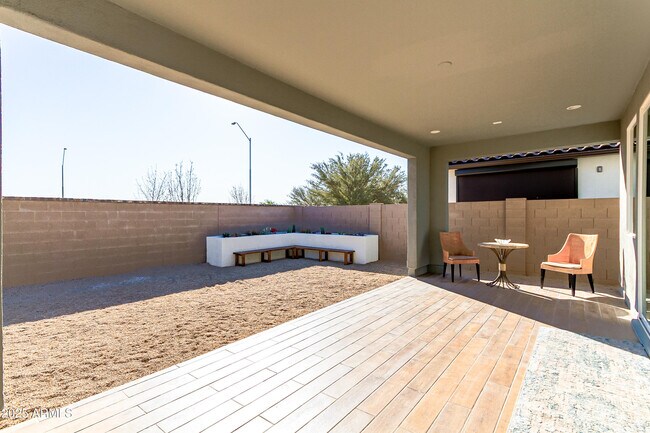 Building Photo - 11353 N Luckenbach St