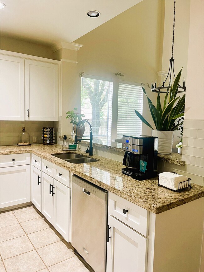 Building Photo - 3103 Willow Trace Ct