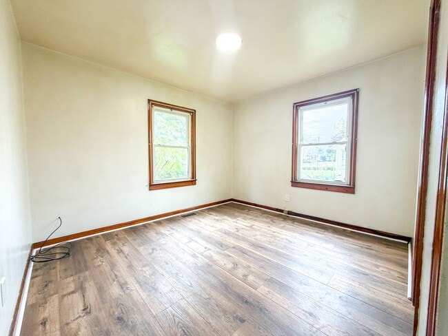 Building Photo - 2947 Colorado Ave