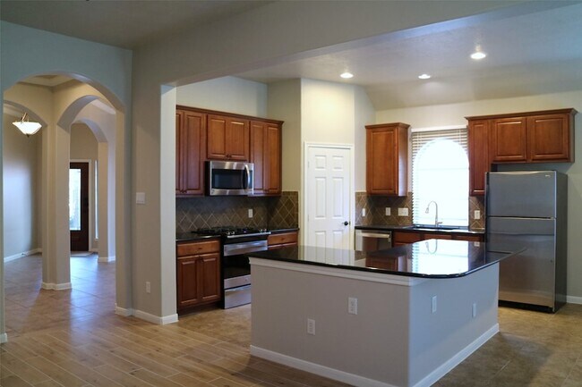 Building Photo - 22017 Royal Timbers Dr