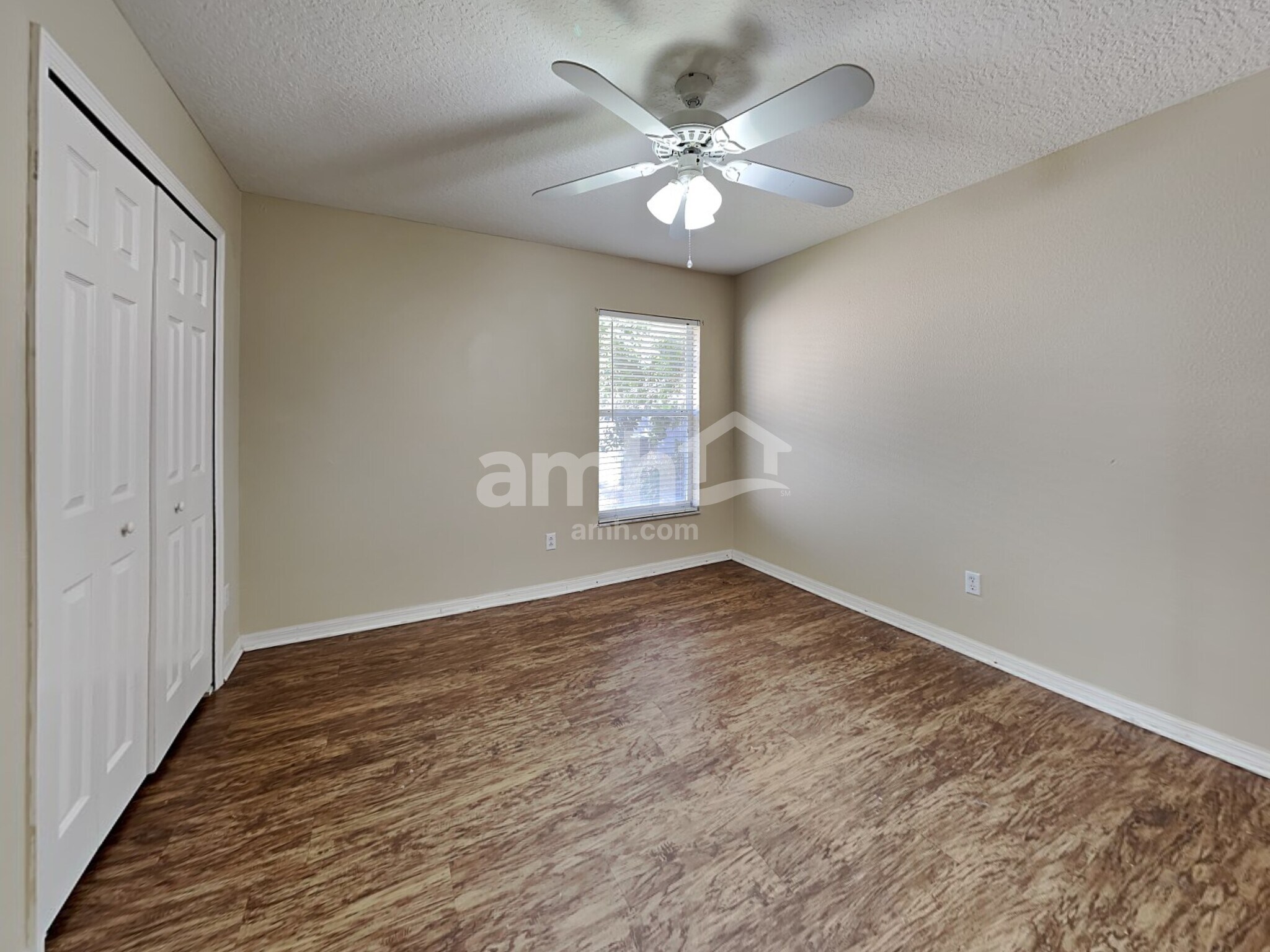 Building Photo - 2041 Ancient Oak Dr