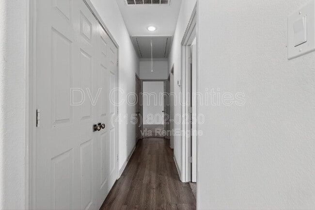 Building Photo - 4423 Brinkley St