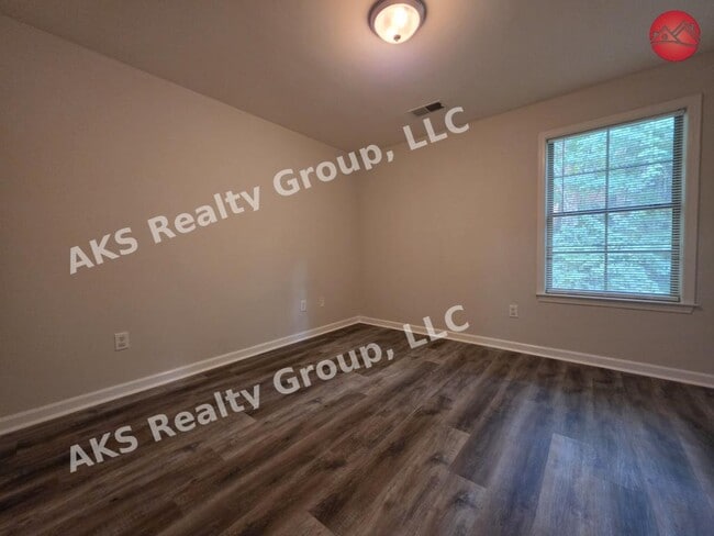 Building Photo - 4346 Ashwood Cove