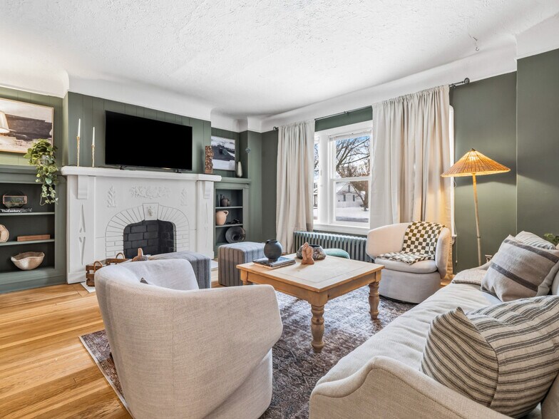 Building Photo - 3621 Silsby Rd