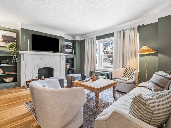 Building Photo - 3621 Silsby Rd