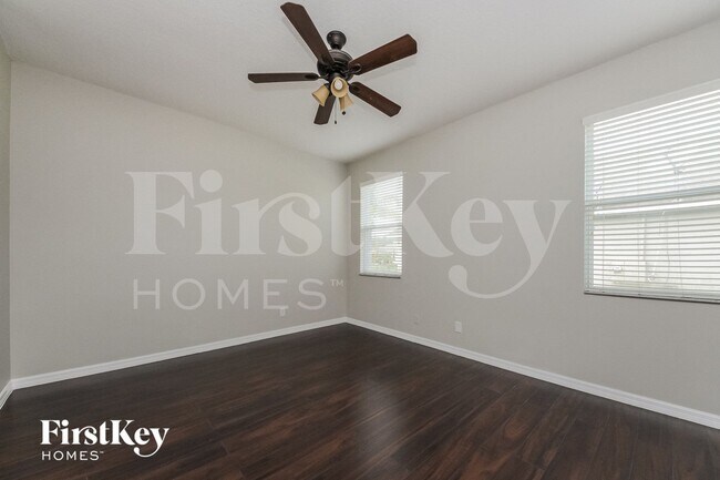 Building Photo - 2615 Eagle Canyon Dr N