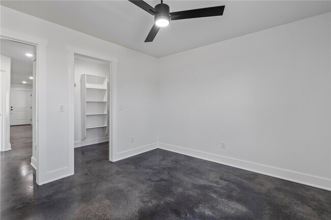 Building Photo - 86 Watson Ln