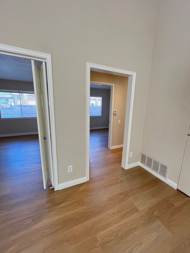Building Photo - RECENTLY REFURBISHED  SINGLE STORY HOUSE W...