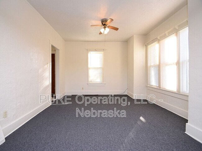 Building Photo - 3809 N 19th St