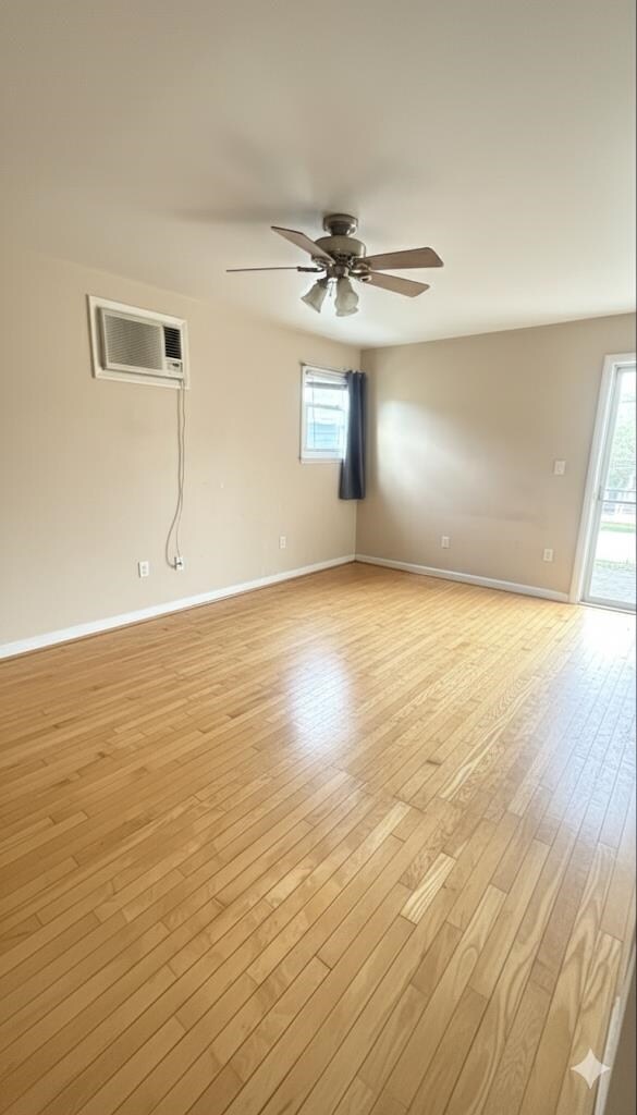 Building Photo - 172 W 24th St