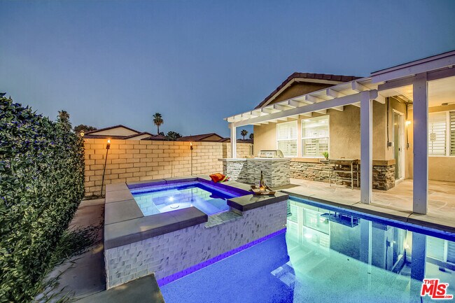 Building Photo - 82580 Yeager Way