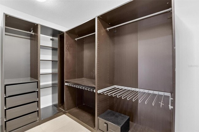 Building Photo - 162 E Davis Blvd