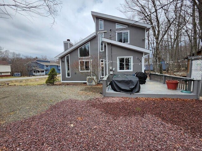 Building Photo - 790 Country Pl Dr