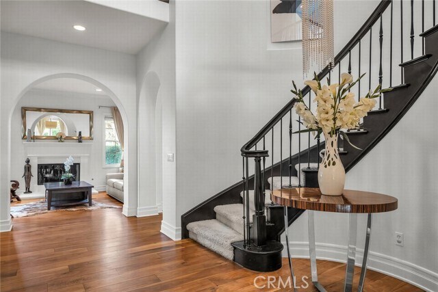 Building Photo - 8001 S Ocean Bluff Dr