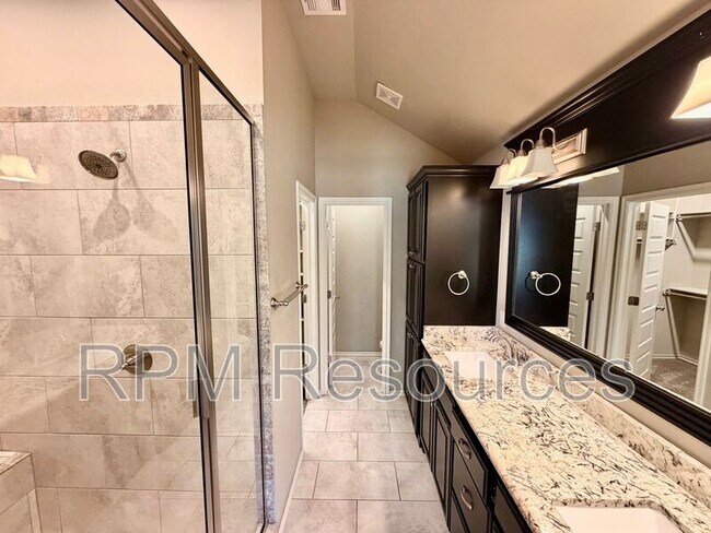 Building Photo - 3809 Brougham Way