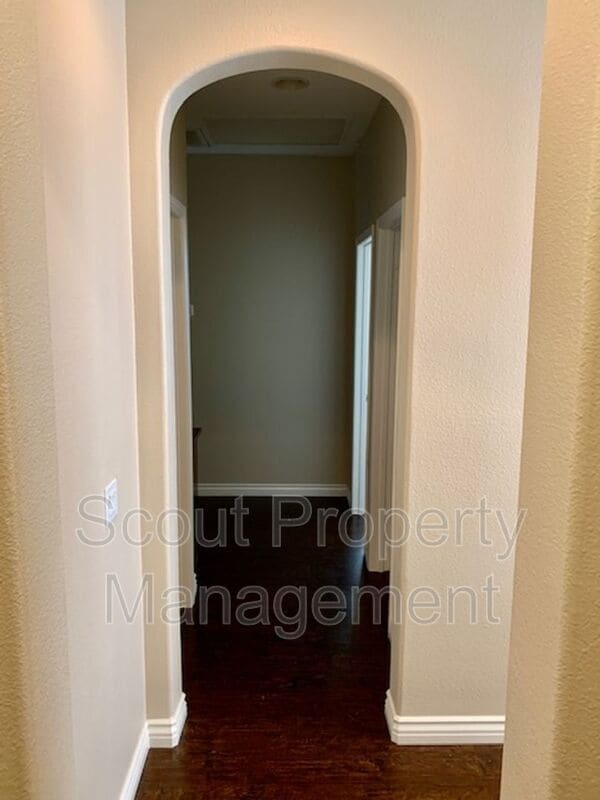Building Photo - 28770 Oak Park Ln