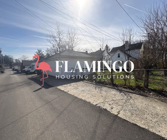 Building Photo - Newly Remodeled 3BR/2BA Home with Central Air & 2-Car Garage on Wayne Ave