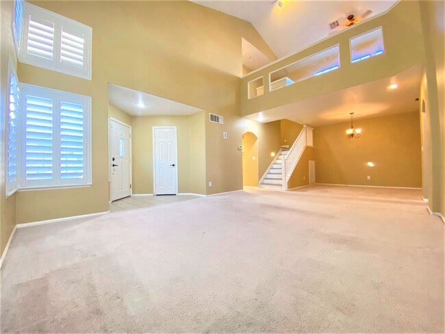 Building Photo - 8013 Coral Point Ave