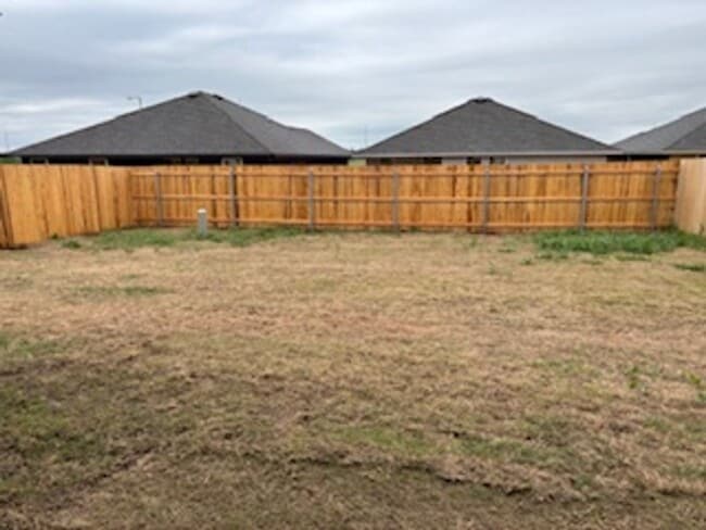 Building Photo - New Home!