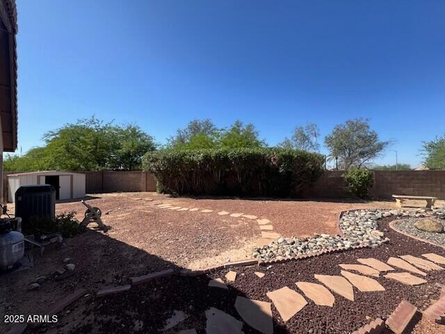 Building Photo - 10659 W Yukon Dr