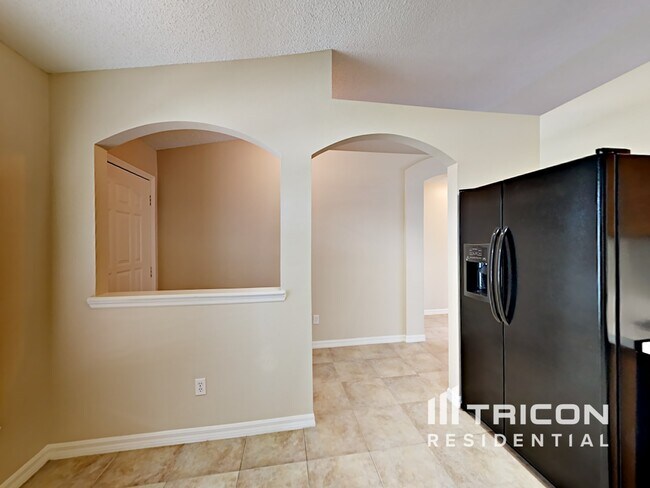 Building Photo - 2880 Lockwood Boulevard Deltona FL