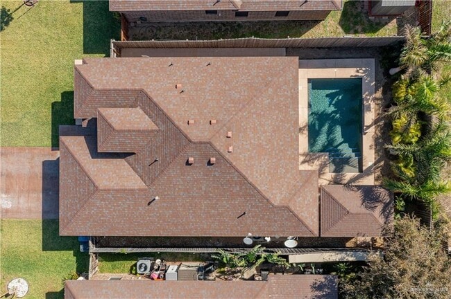 Building Photo - 35 N 30th St