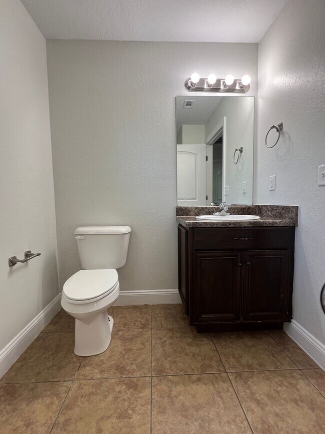 Building Photo - 4100 Mulligan Manor Ln
