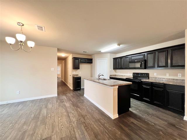 Building Photo - 660 River Garden Dr