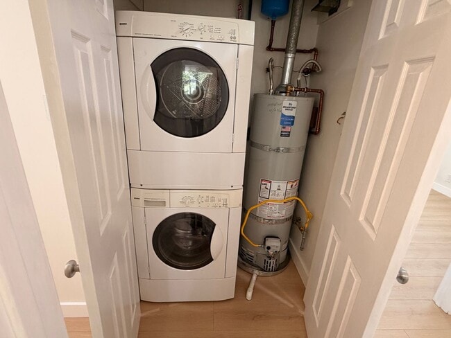 Building Photo - EBN T 10121