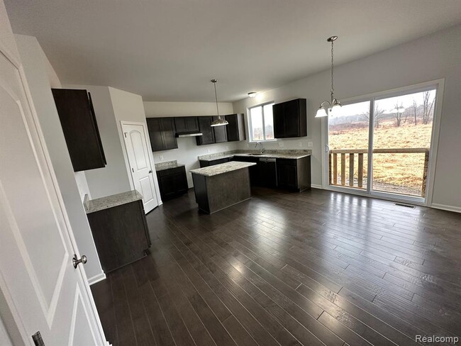 Building Photo - 55810 Worlington Ln