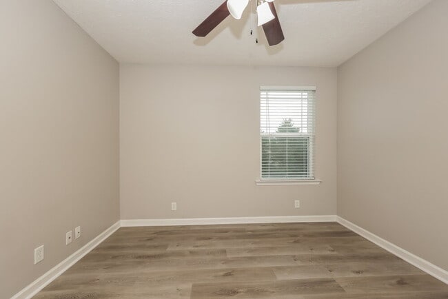 Building Photo - 2527 Salem Glen Xing