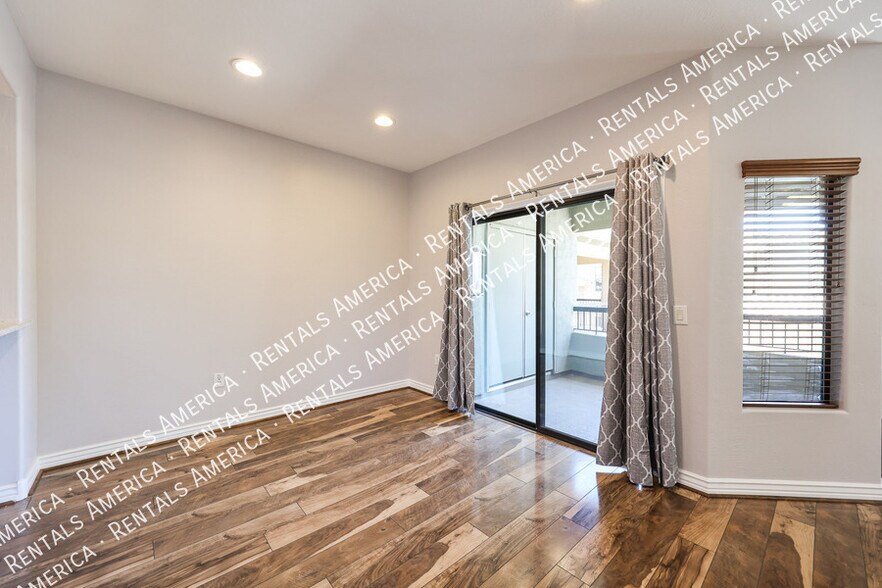 Building Photo - 21320 N 56th St