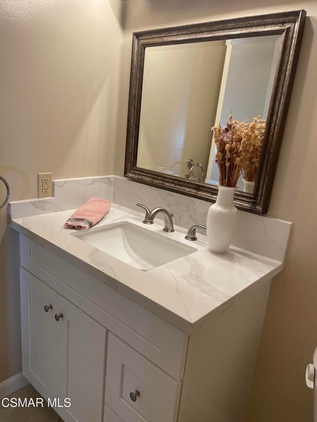 Building Photo - 659 Flaming Star Ave