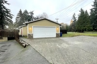 Building Photo - 13420 Des Moines Memorial Dr S