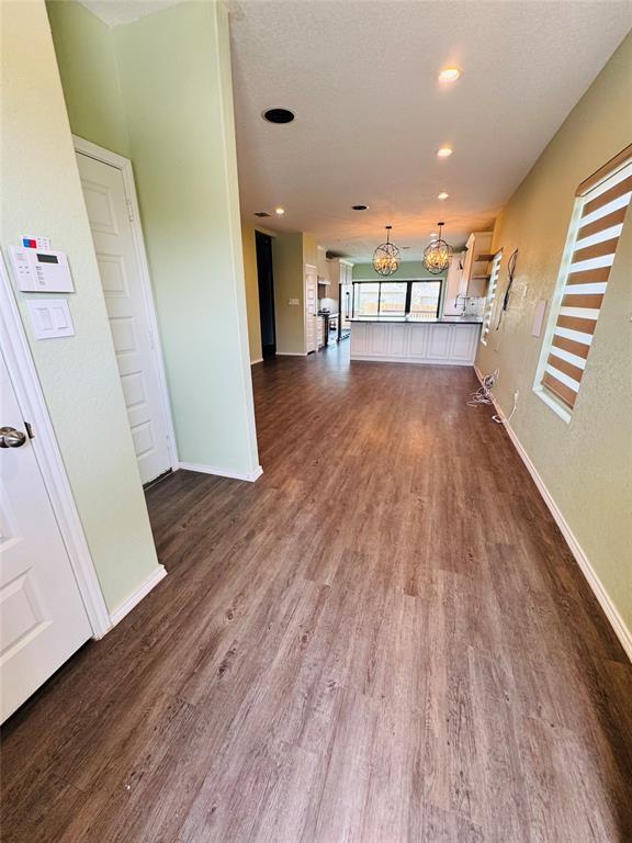 Building Photo - 13535 Lily Ln